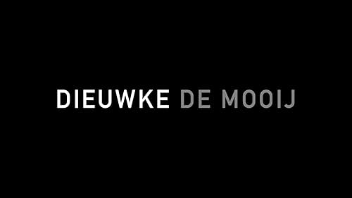 For more information/bookings visit www.dieuwkedemooij.com