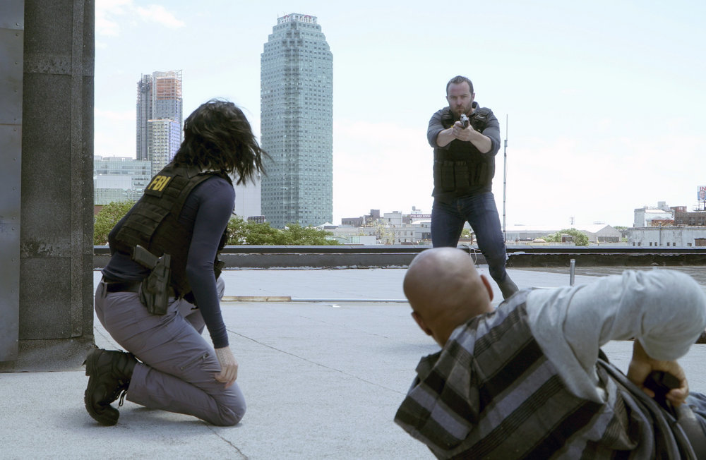 Sullivan Stapleton, Jaimie Alexander, and Malcolm C. Murray in Blindspot (2015)