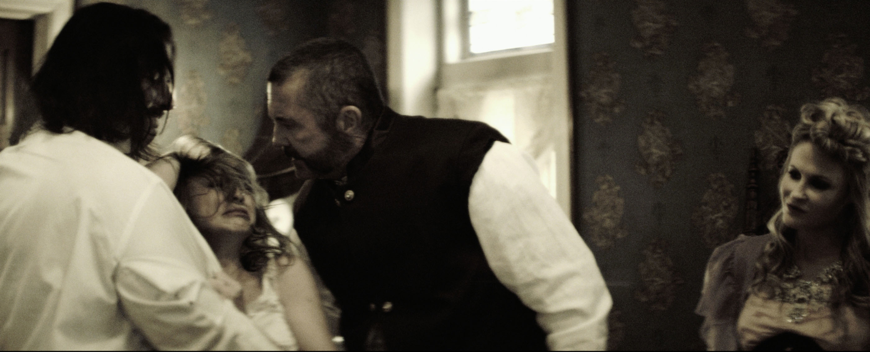 Kane Hodder, Chanel Ryan, Al Snow, and Kaylee Signore in The Haunting of Alice D (2014)