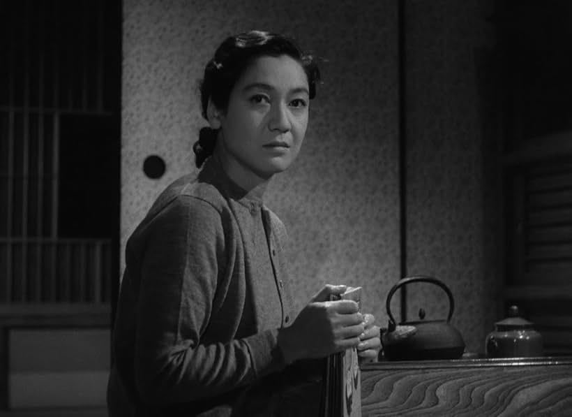 Setsuko Hara in Tokyo Twilight (1957)