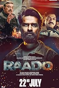 Hitu Kanodia, Hiten Kumar, and Yash Soni in Raado (2022)