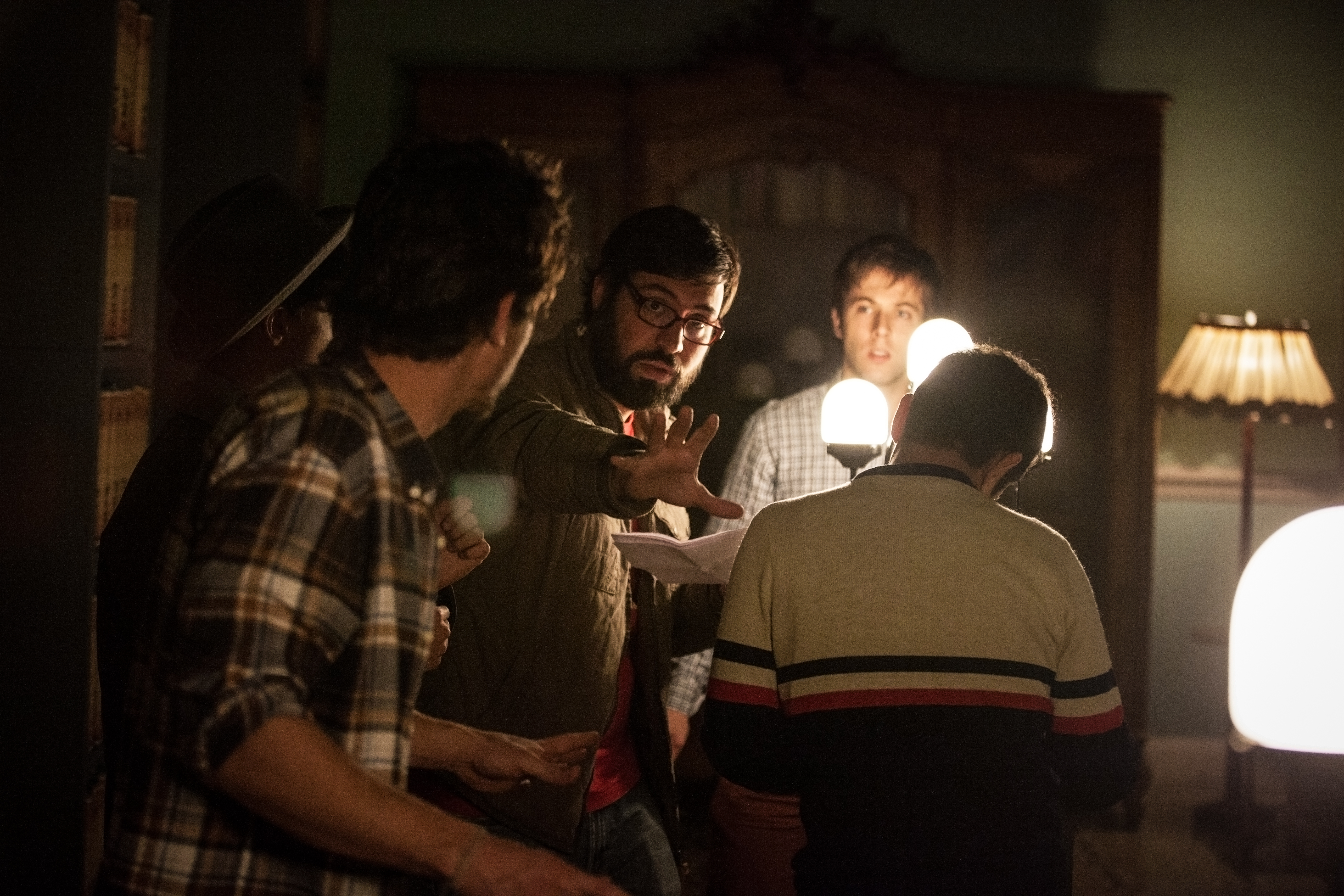 Luis Javier M. Henaine with Luis Arrieta, Iván Arana, Jorge Caballero and Humberto Busto on the set of Happy Times