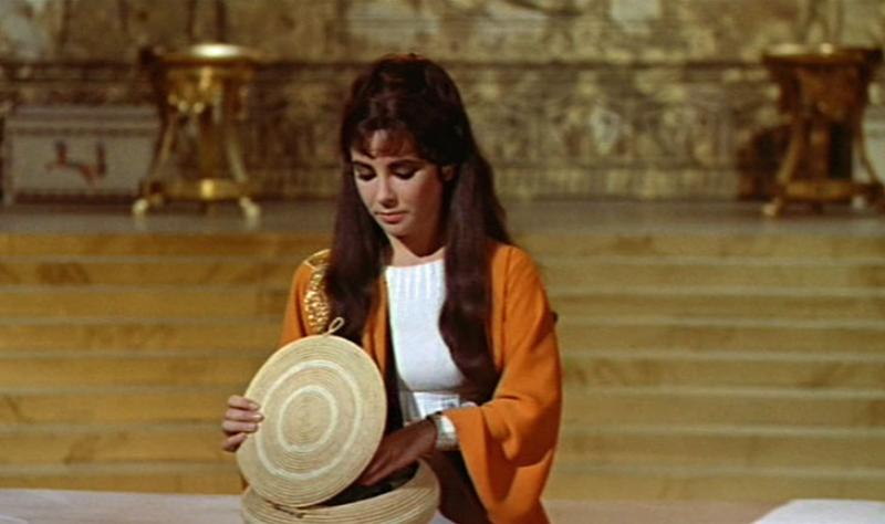 Elizabeth Taylor in Cleopatra (1963)