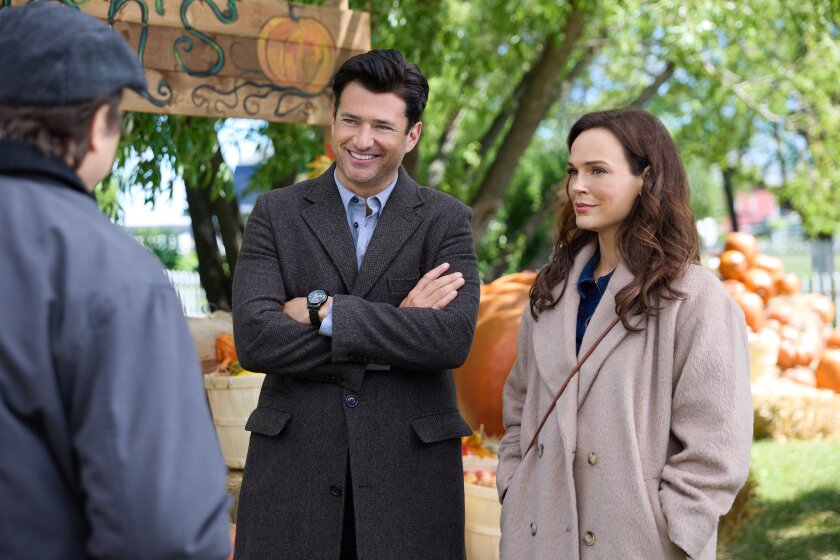 Erin Cahill and Wes Brown in Autumn at Apple Hill (2024)