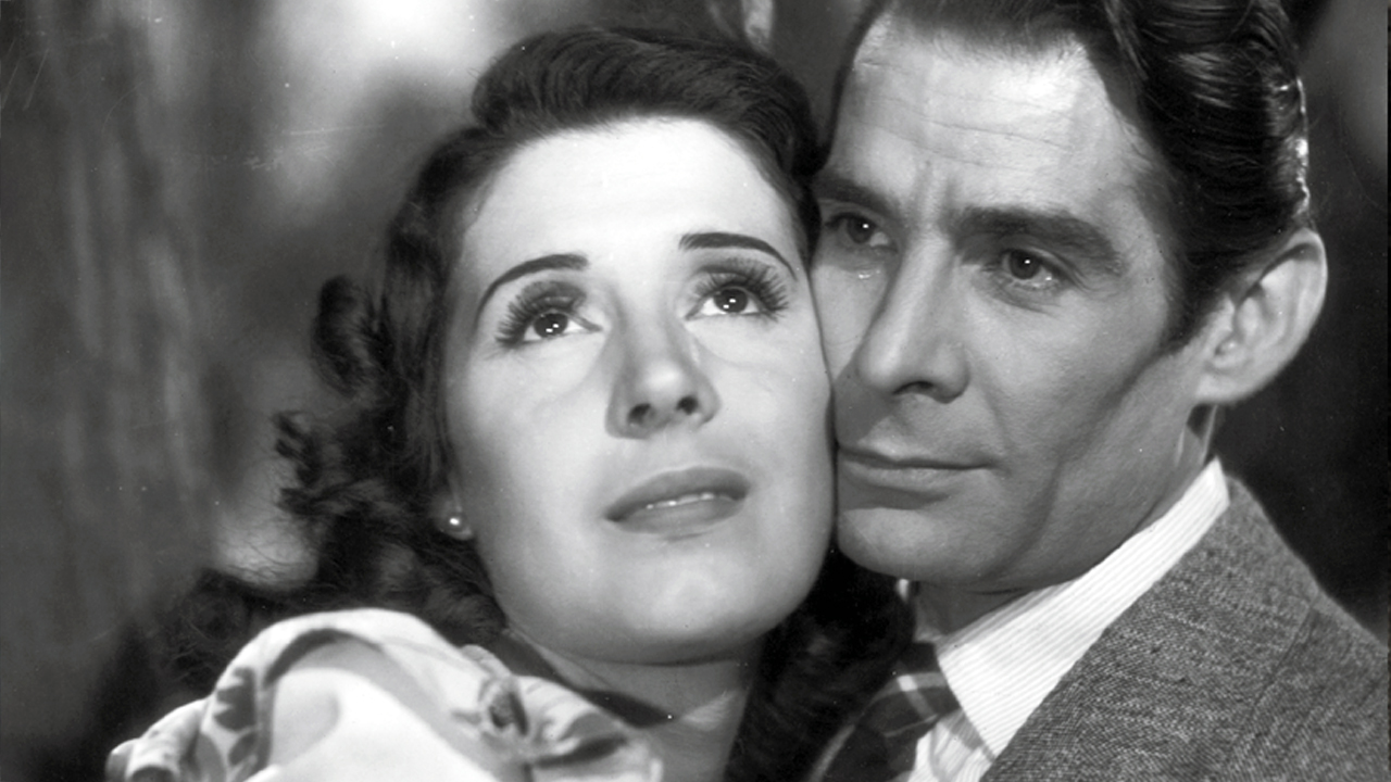 Santiago Arrieta and Sabina Olmos in Historia de una noche (1941)