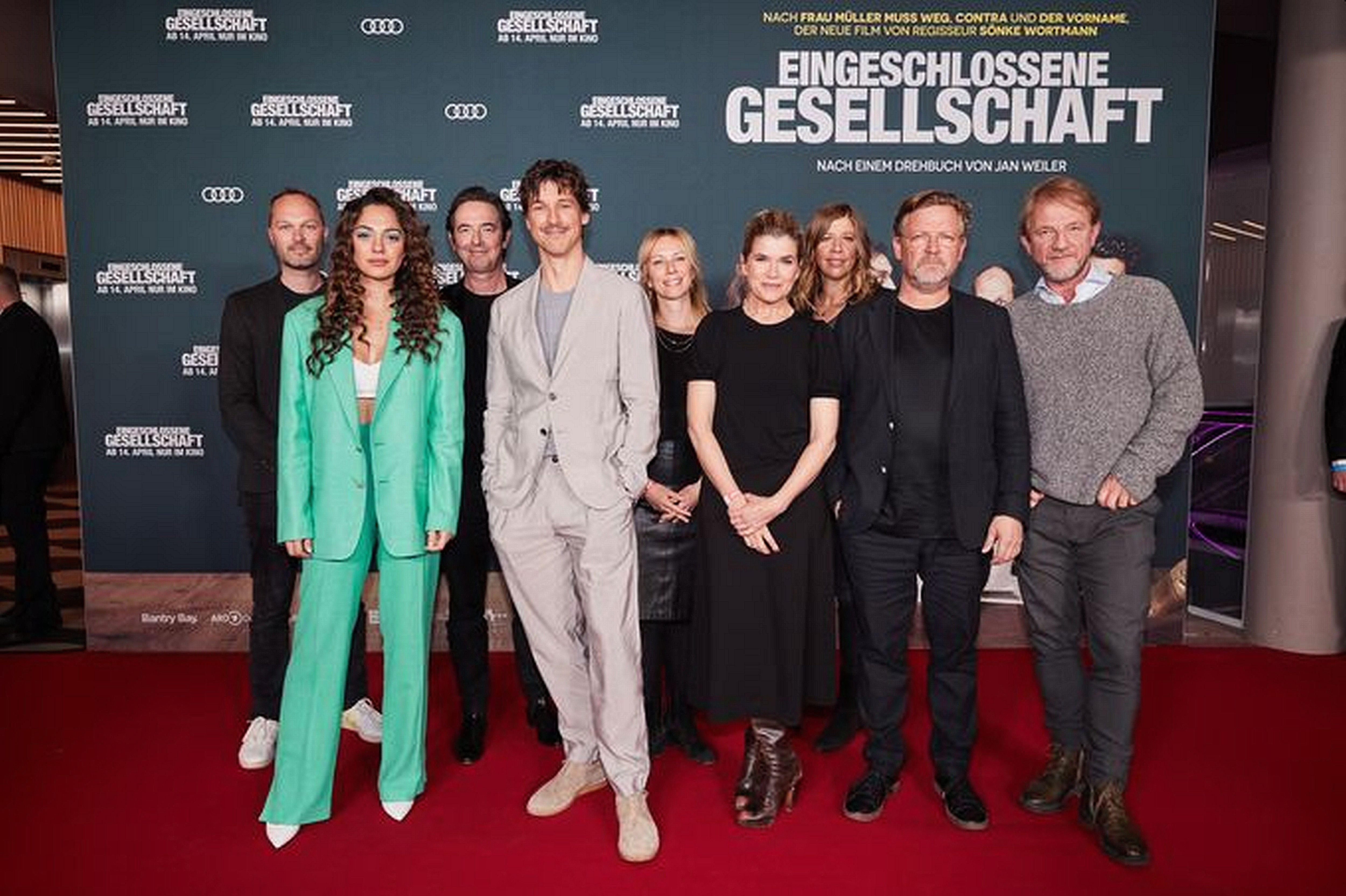 Justus von Dohnányi, Anke Engelke, Sönke Wortmann, Florian David Fitz, and Nilam Farooq at an event for Locked-in Society (2022)