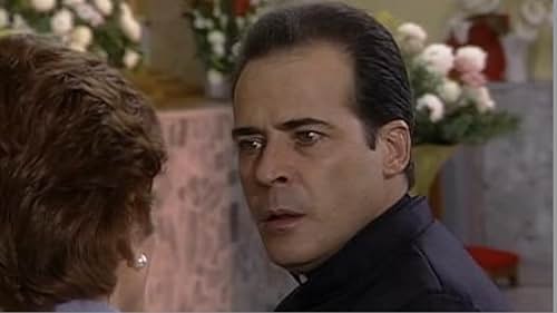 Helena Rojo and César Évora in Episode #1.9 (1998)