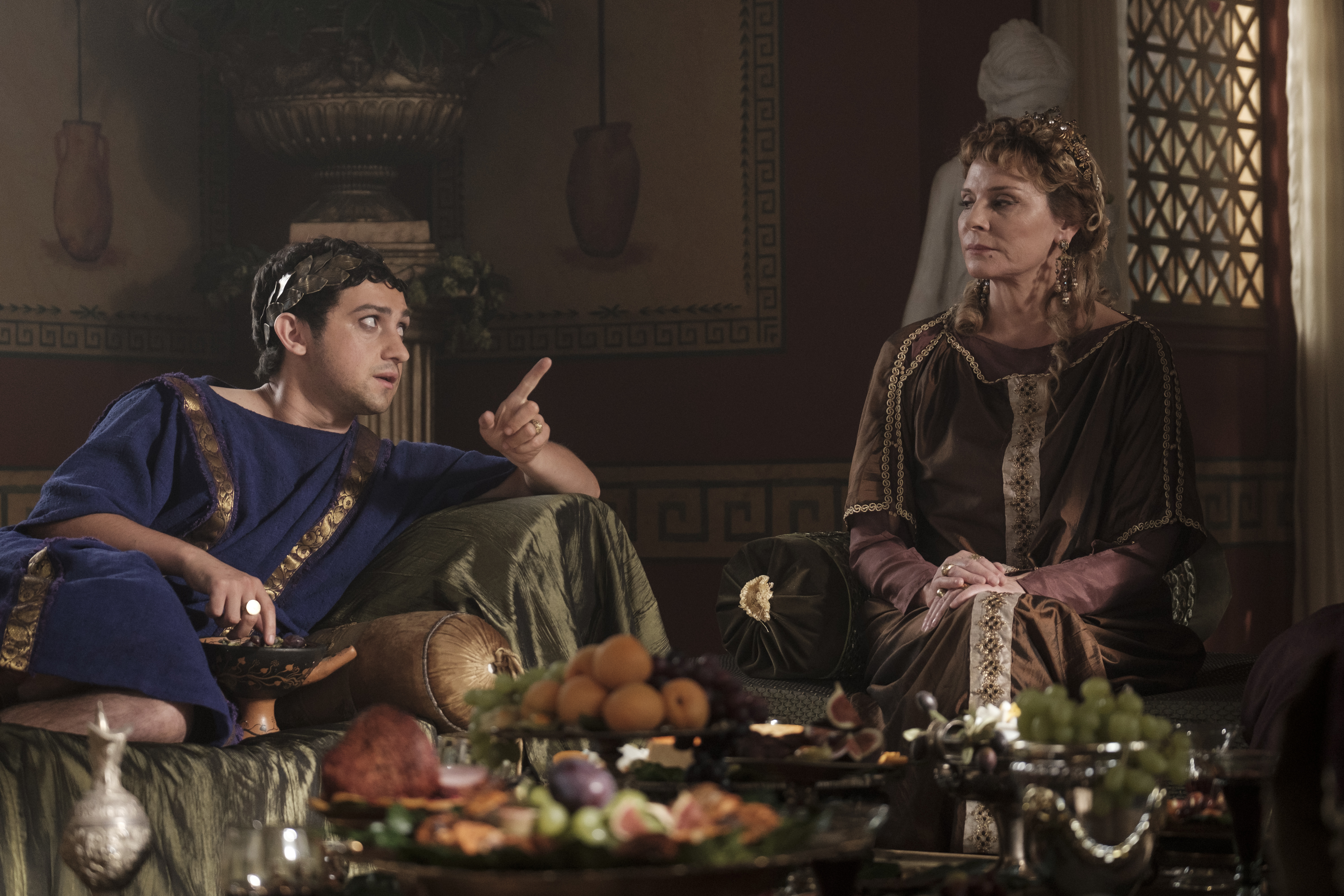 Kim Cattrall and Craig Roberts in Horrible Histories: The Movie - Rotten Romans (2019)