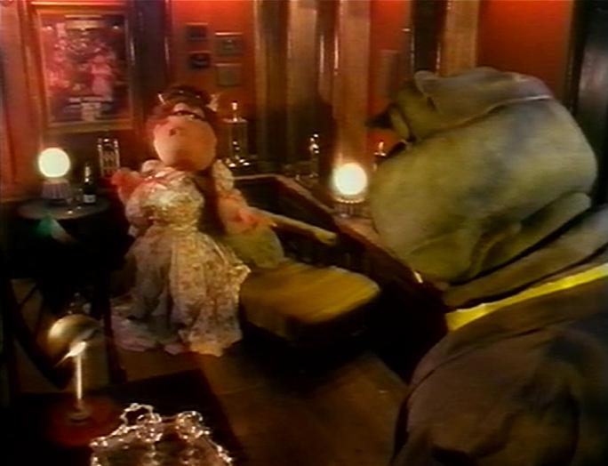 Meet the Feebles (1989)