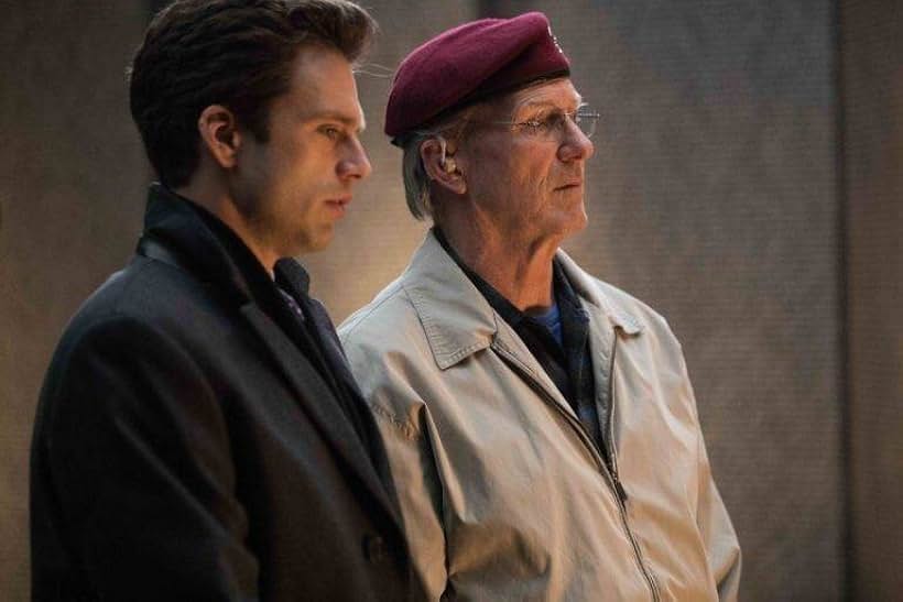 William Hurt and Sebastian Stan in The Last Full Measure (2019)