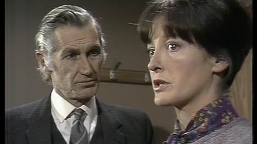 Anna Barry and David Garth in Episode #1.4 (1972)