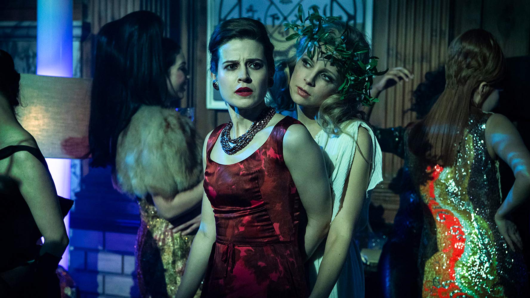 Still of Emma Paetz and Salóme Gunnarsdóttir in Cilla Black and Pennyworth