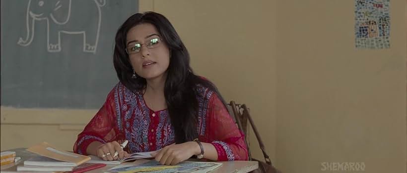 Amrita Rao in Jolly LLB (2013)