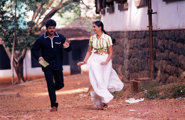 Udhaya (2004)