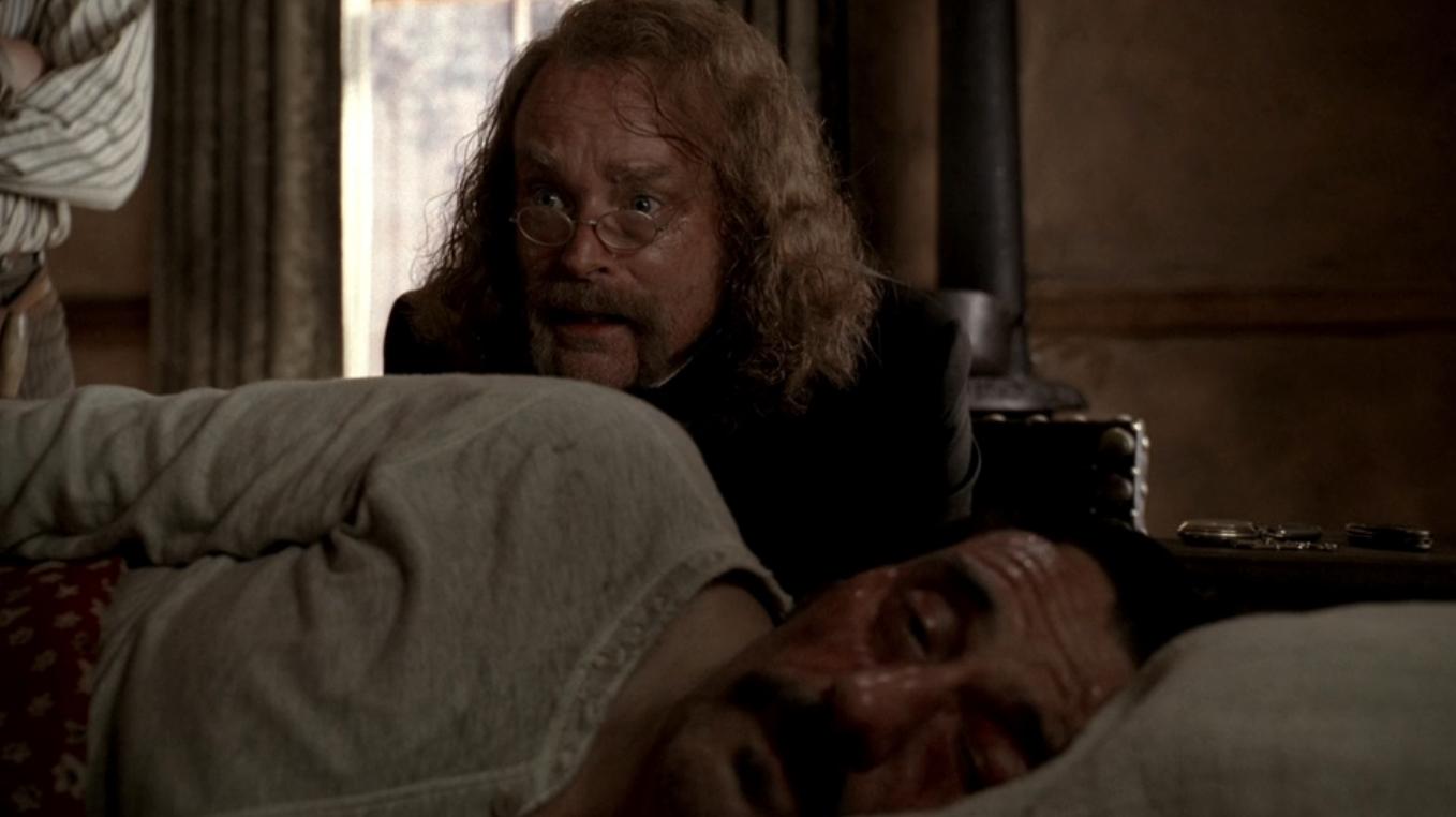 Brad Dourif and Ian McShane in Deadwood (2004)