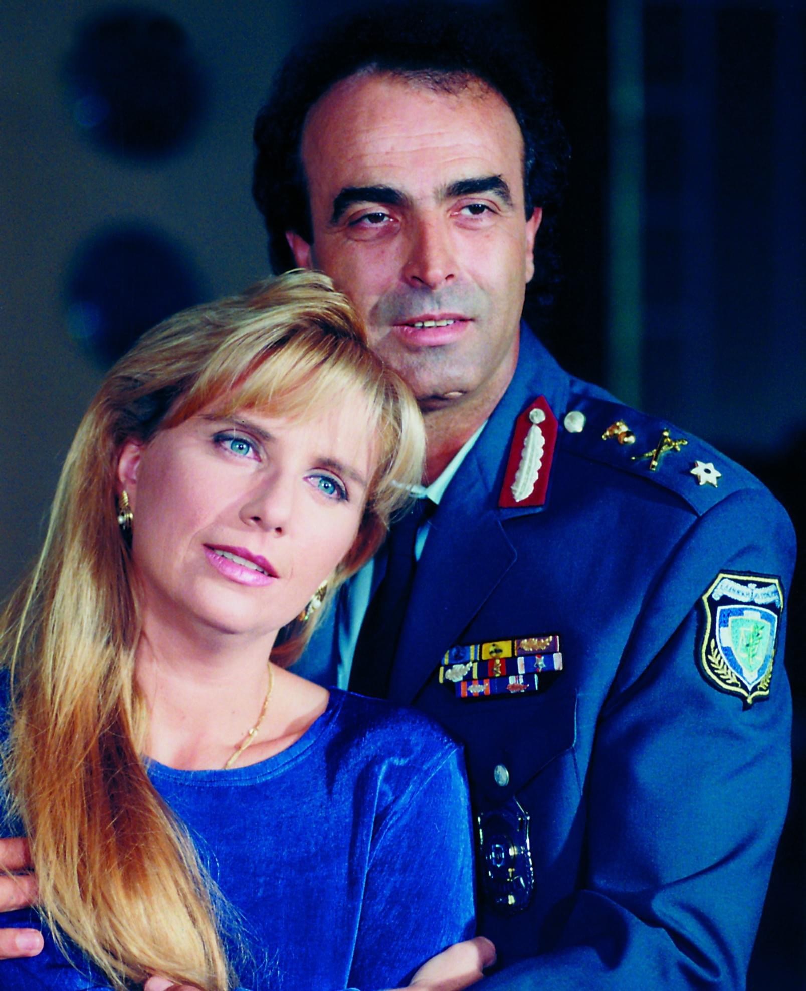 Giorgos Vasileiou and Mirto Pispini in Kalimera zoi (1993)