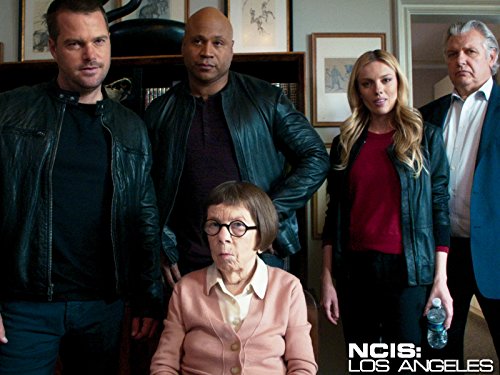 Chris O'Donnell, Linda Hunt, LL Cool J, Vyto Ruginis, and Bar Paly in NCIS: Los Angeles (2009)