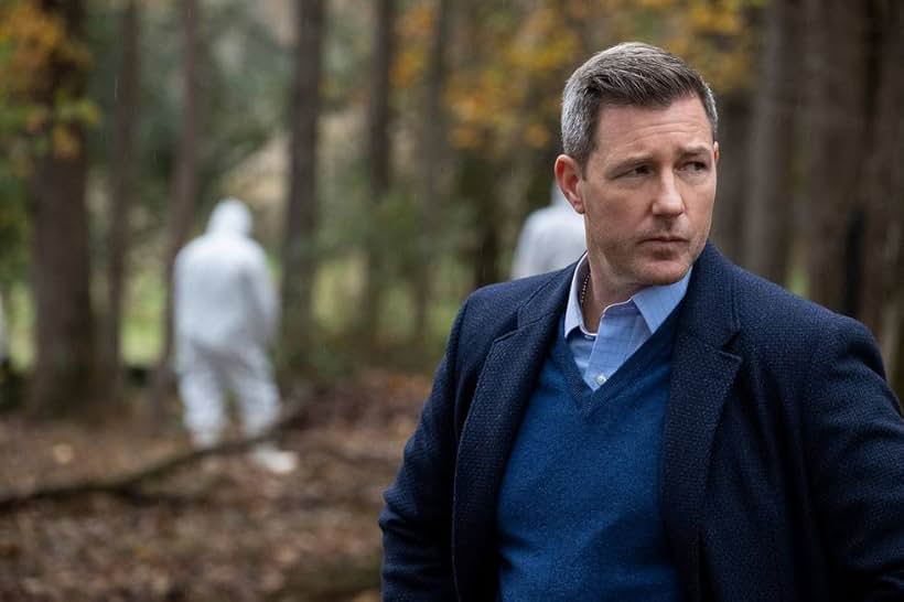 Edward Burns in Amazing Stories (2020)