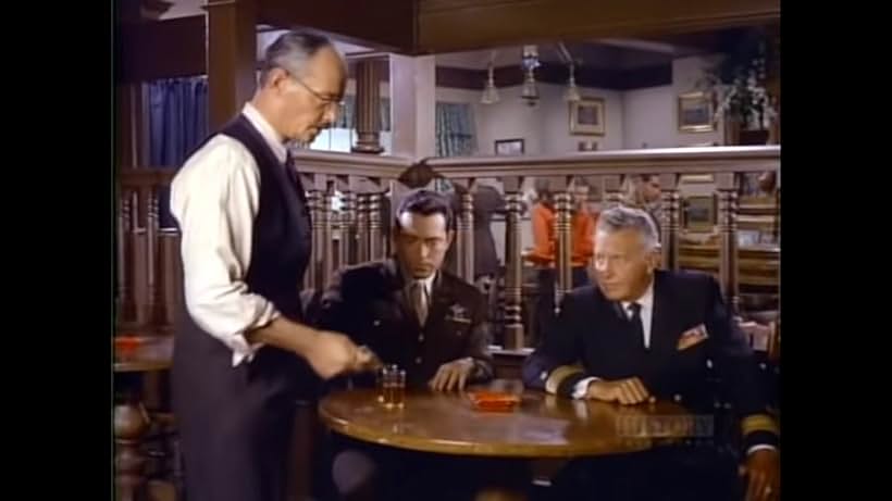 Ralph Bellamy, Paul Burke, and Gilchrist Stuart in 12 O'Clock High (1964)