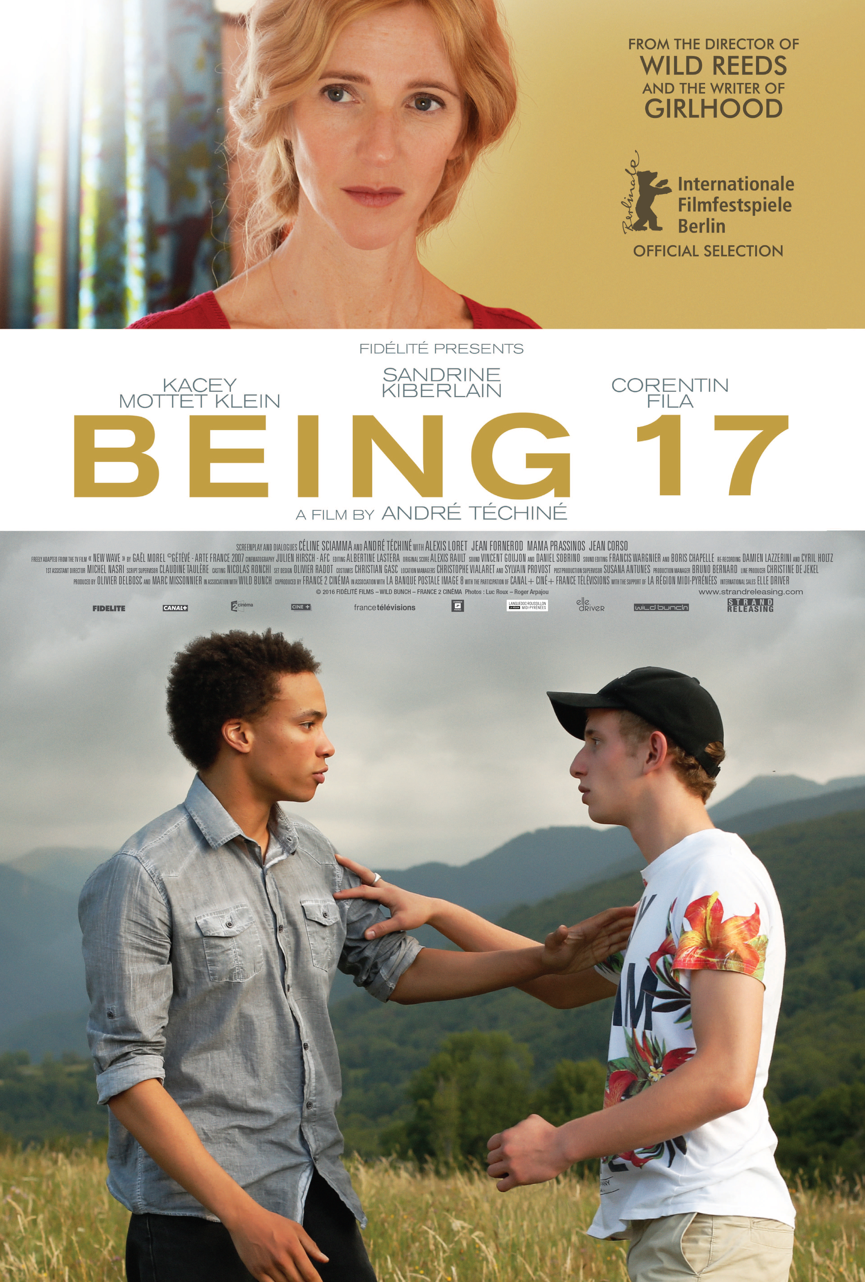 Sandrine Kiberlain, Kacey Mottet Klein, and Corentin Fila in Being 17 (2016)