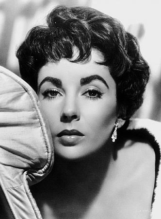 Elizabeth Taylor "Rhapsody" publicity shot