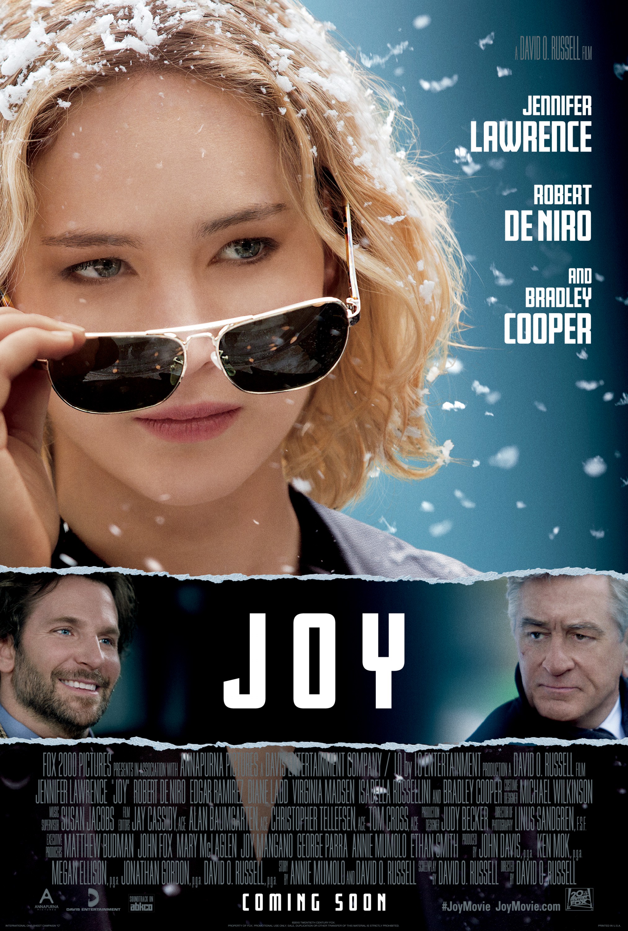 Robert De Niro, Bradley Cooper, and Jennifer Lawrence in Joy (2015)