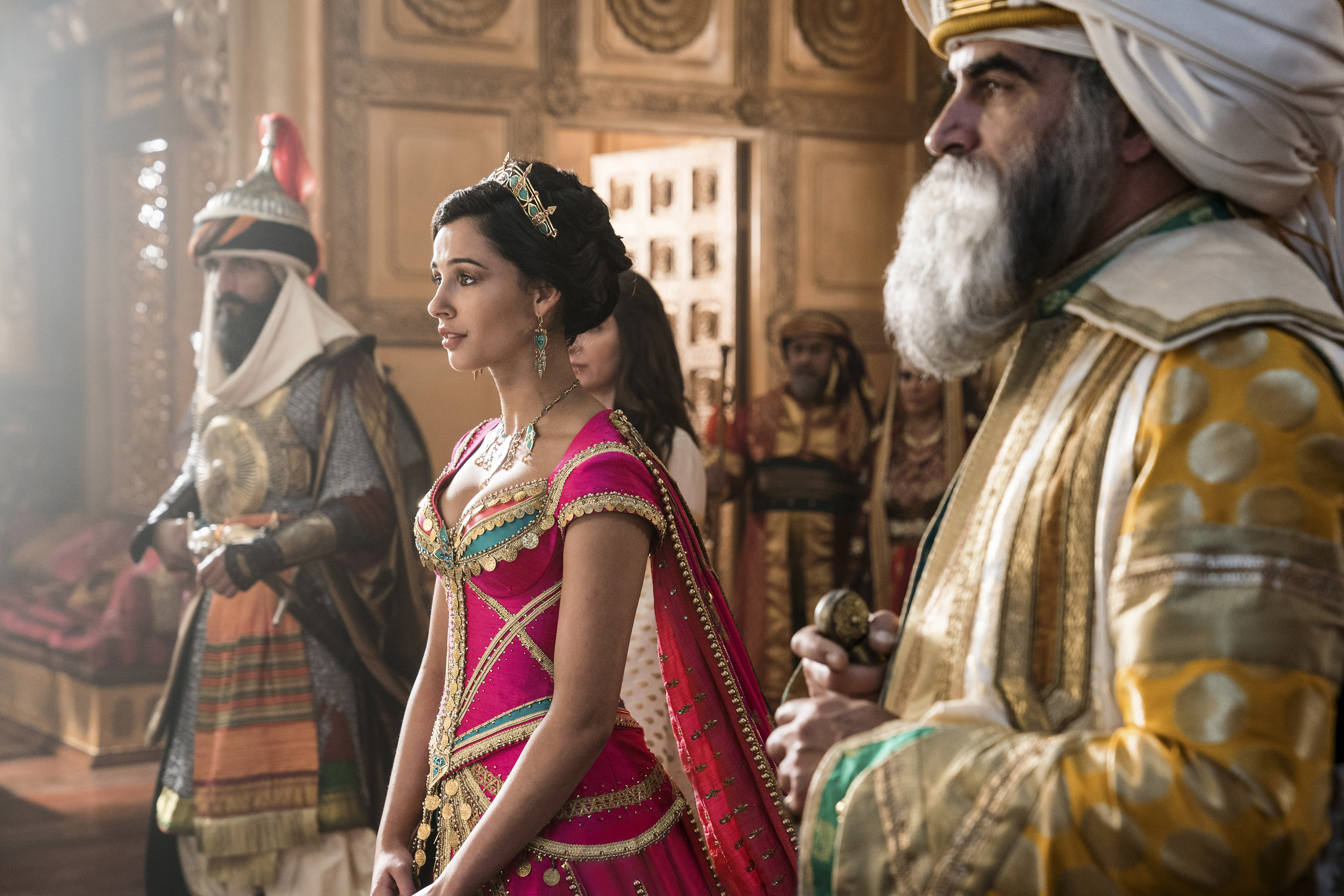 Navid Negahban, Numan Acar, Nasim Pedrad, and Naomi Scott in Aladdin (2019)