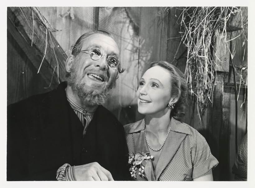 Carl Ström and Inga Tidblad in Divorced (1951)