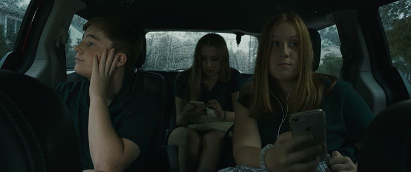 Liam Hogan, Ellie Frankel, and Lily Rosenthal in Rushed (2021)