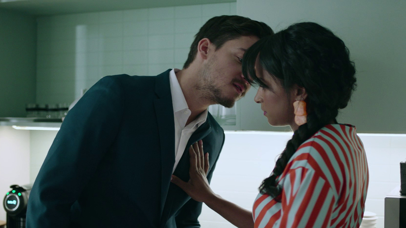 Soraia Tavares and Filipe Matos in A Lista (2021)