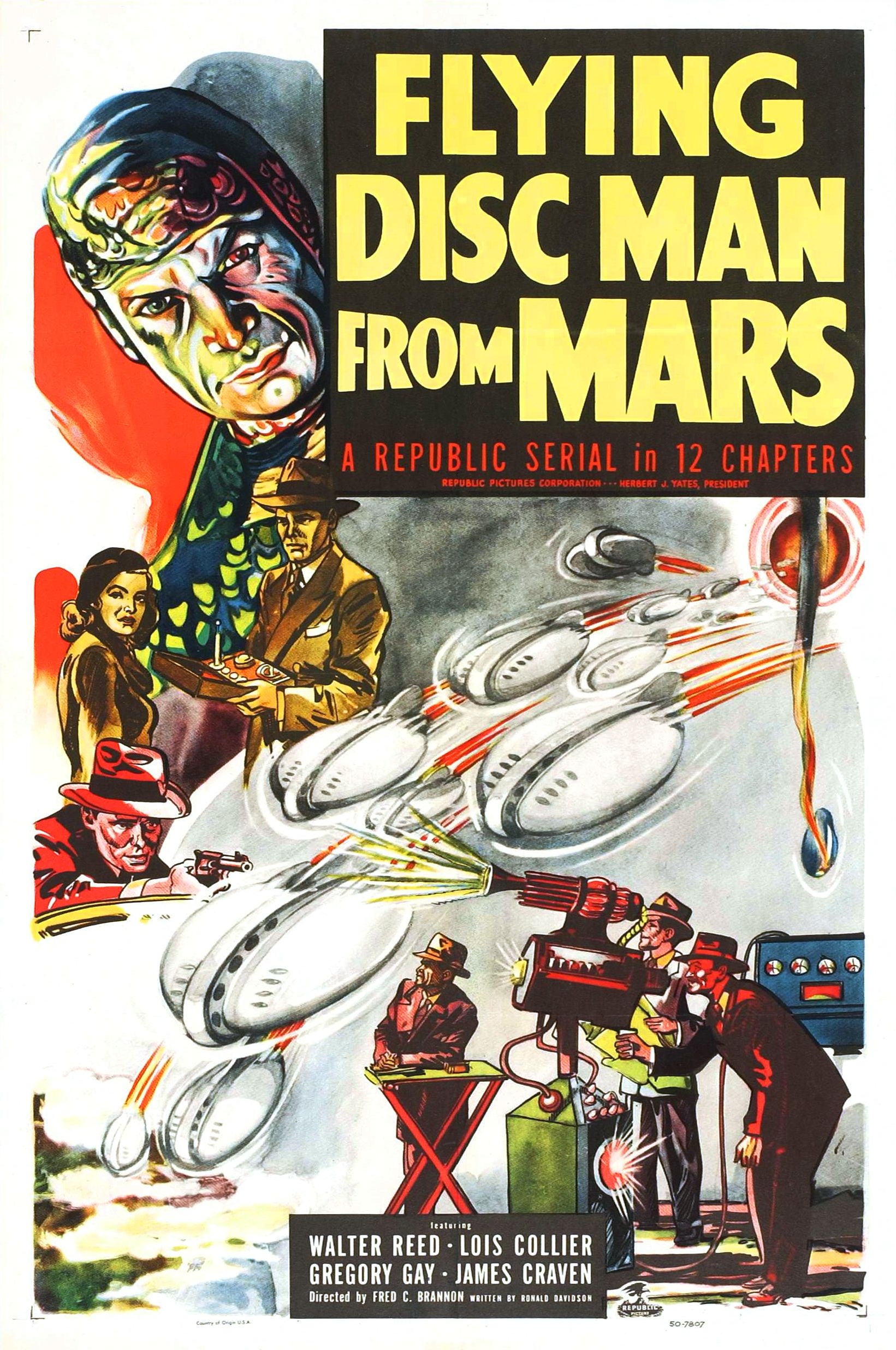 Gregory Gaye and Walter Reed in Flying Disc Man from Mars (1950)