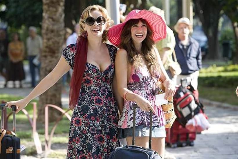 María Adánez and María Botto in My Life in Ruins (2009)