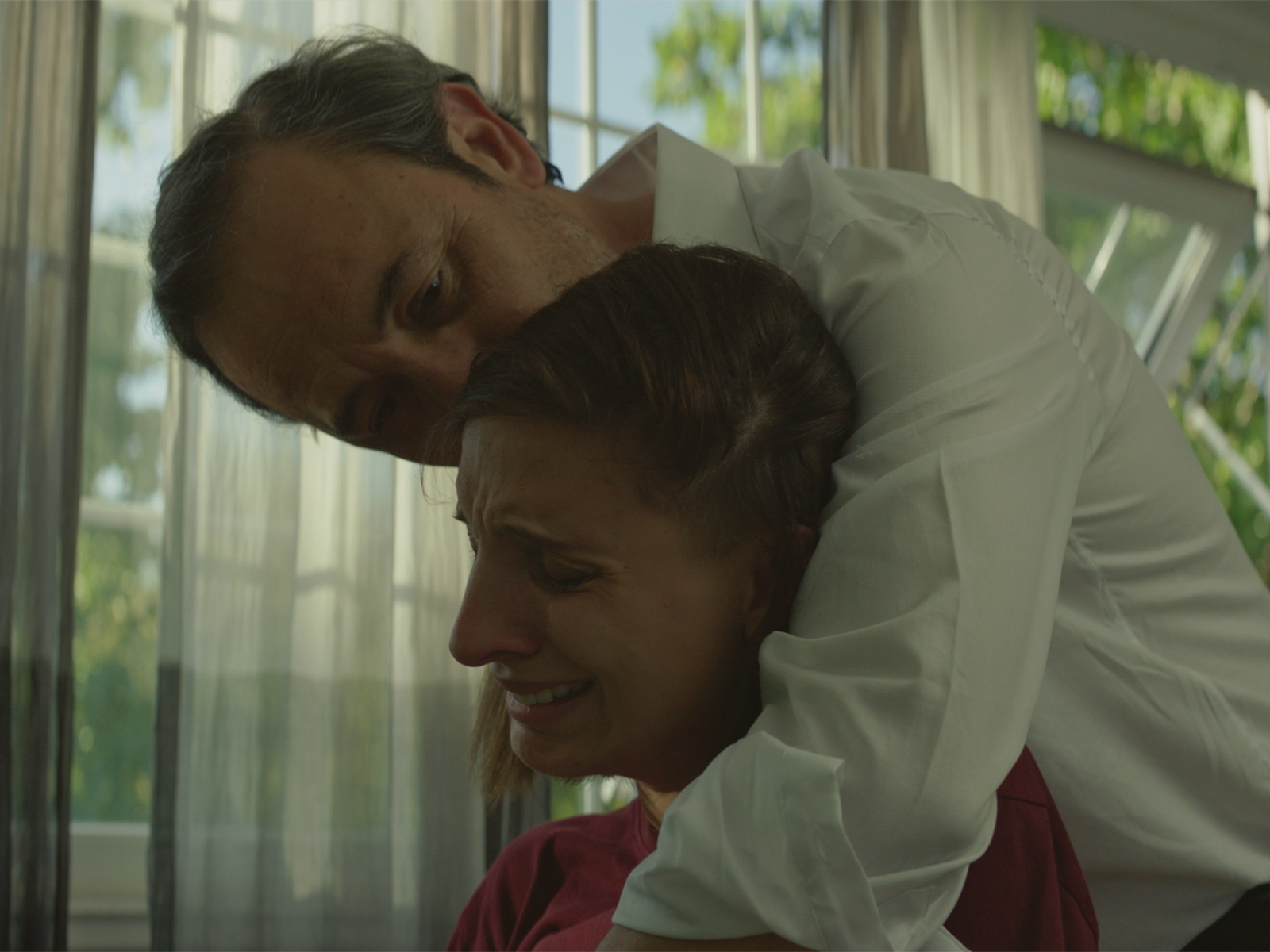 Daniel Muñoz and Paula Luchsinger in La Jauría (2019)