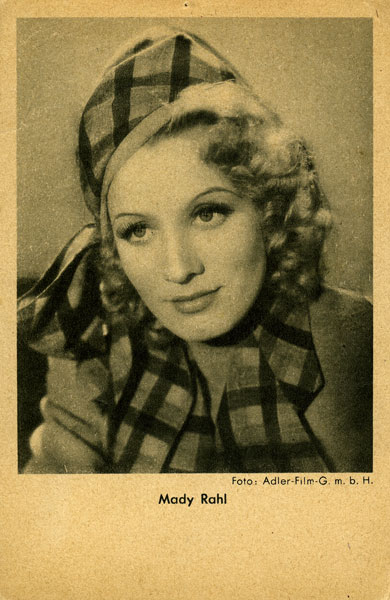 Mady Rahl in Die lustigen Vagabunden (1940)