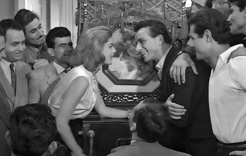 Giorgos Foundas and Melina Mercouri in Never on Sunday (1960)