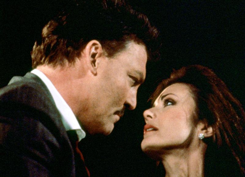 Lynda Carter and Stacy Keach in Mike Hammer: Murder Takes All (1989)