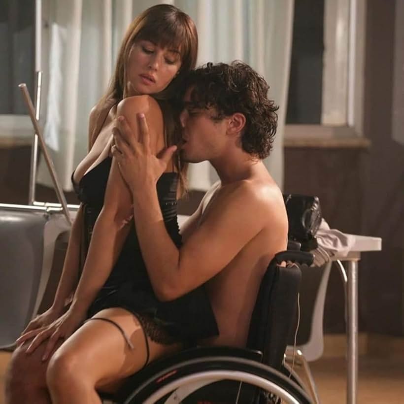 Monica Bellucci and Riccardo Scamarcio in Manual of Love 2 (2007)