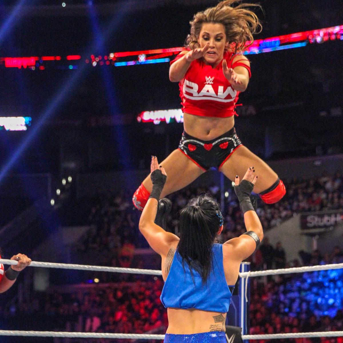 Mickie James and Daria Berenato in WWE Survivor Series (2018)