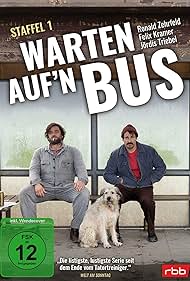 Felix Kramer and Ronald Zehrfeld in Warten auf'n Bus (2020)