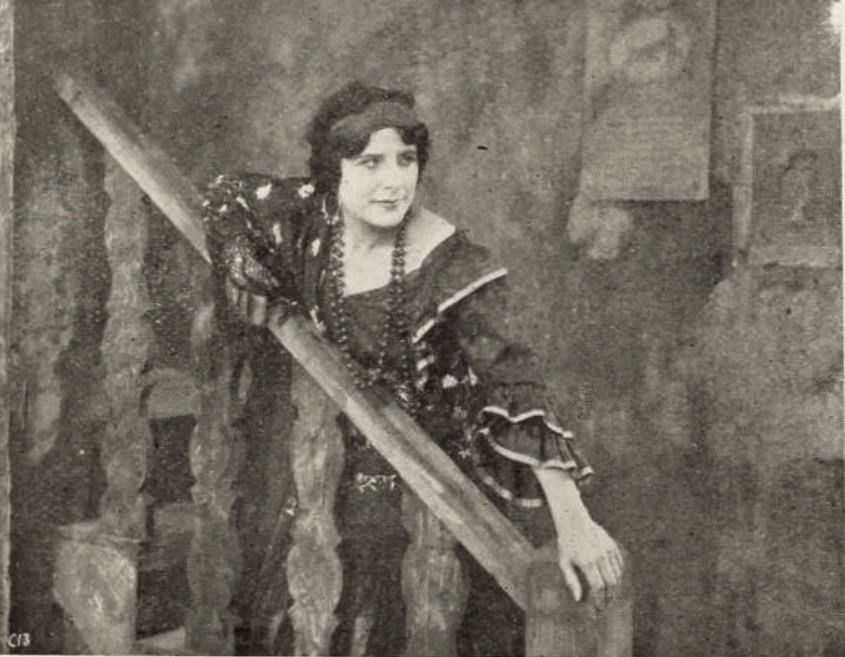 Geraldine Farrar in Carmen (1915)