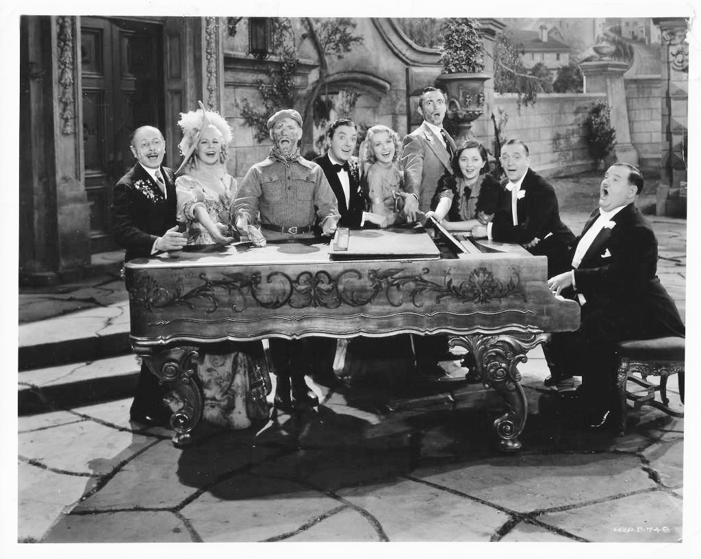 Oliver Hardy, Mischa Auer, Tom Dugan, Jack Haley, Charles Halton, Patsy Kelly, Stan Laurel, Rosina Lawrence, and Lyda Roberti in Pick a Star (1937)