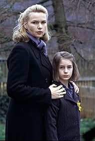 Veronica Ferres and Julia Krombach in Annas Heimkehr (2003)