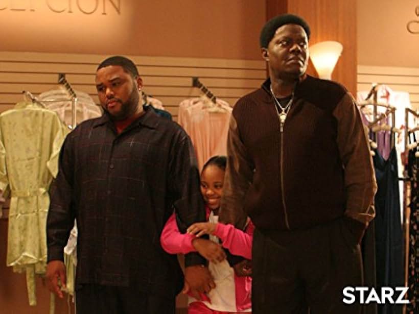 Bernie Mac, Anthony Anderson, and Dee Dee Davis in The Bernie Mac Show (2001)