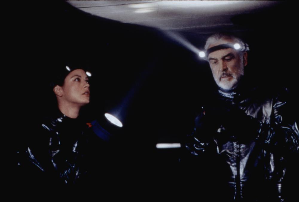 Sean Connery and Catherine Zeta-Jones in Entrapment (1999)