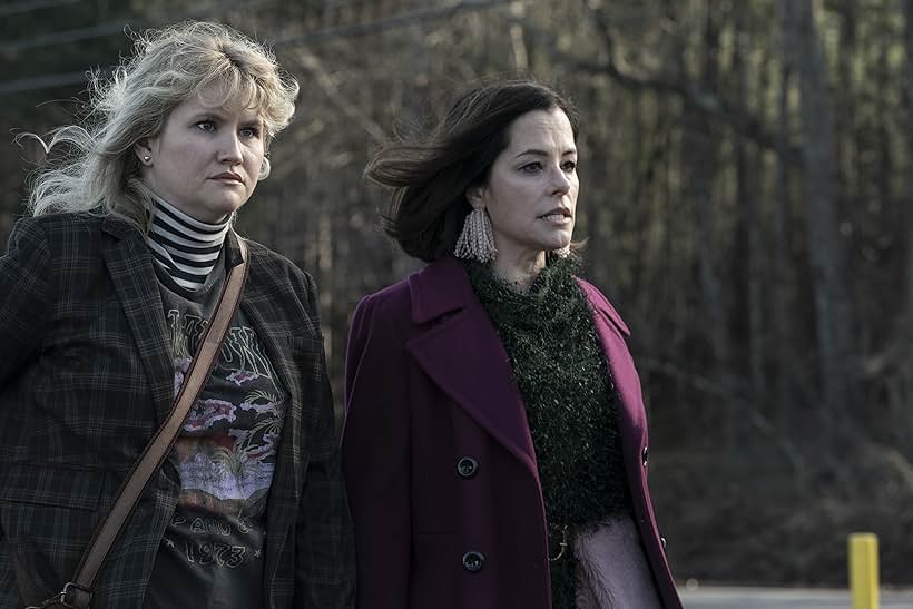 Parker Posey and Jillian Bell in Tales of the Walking Dead (2022)