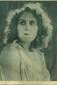 Primary photo for La Vérité