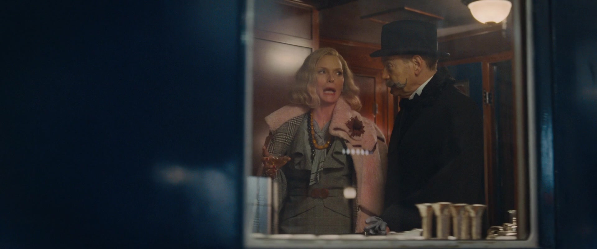 Kenneth Branagh and Michelle Pfeiffer in Murder on the Orient Express (2017)