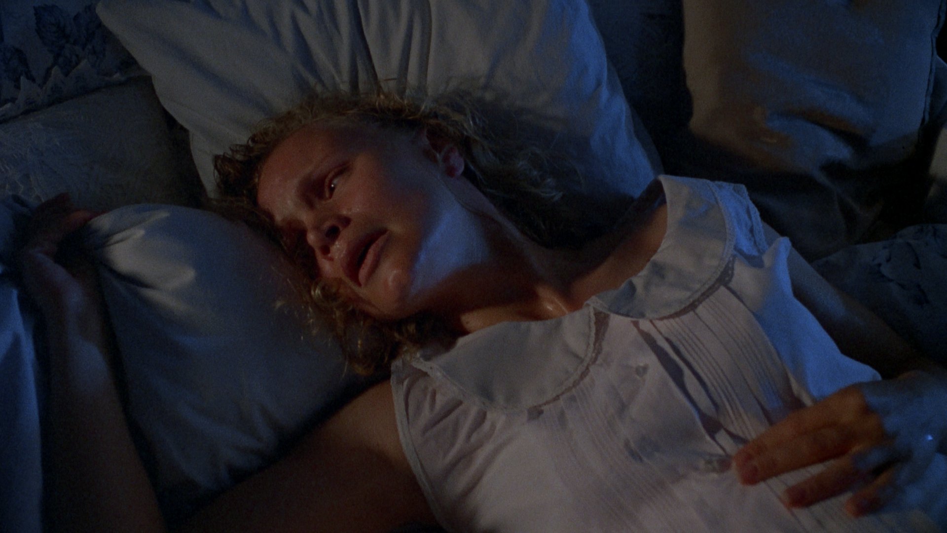 Renée Soutendijk in Grave Secrets (1989)