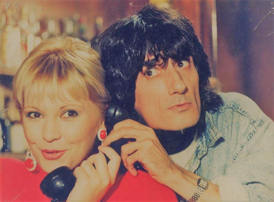 Kaiti Finou and Stathis Psaltis in Xenodoheio Kastri (1988)