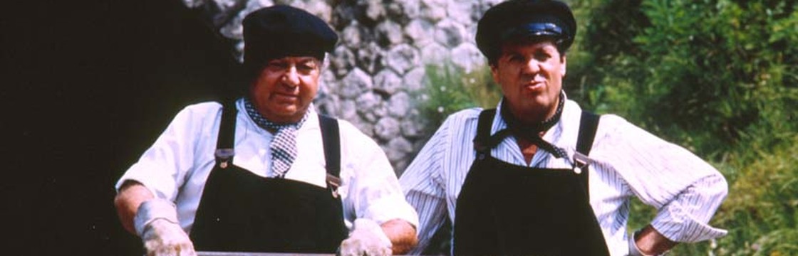 Renato Pozzetto and Paolo Villaggio in The Comies (1990)